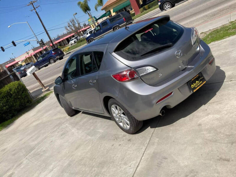 2013 Mazda MAZDA3 i Touring photo 8