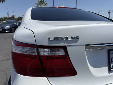 2007 Lexus LS 460