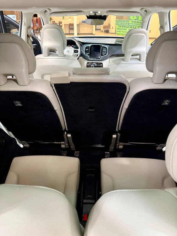 2018 Volvo XC90 T5 Momentum 7-Passenger