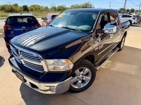 2017 RAM 1500 SLT