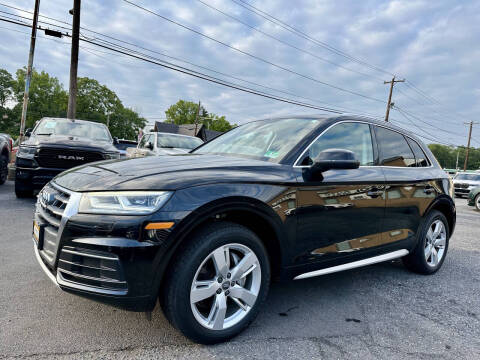 2018 Audi Q5 2.0T quattro Premium Plus