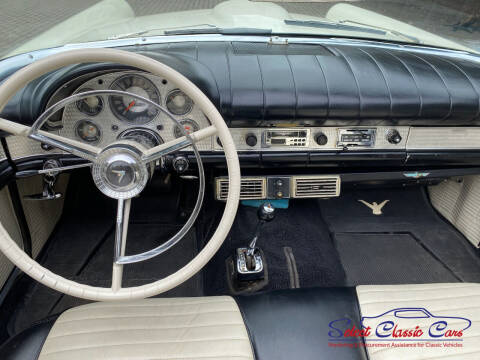 1957 Ford Thunderbird