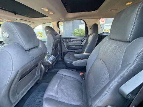2015 GMC Acadia SLE-2
