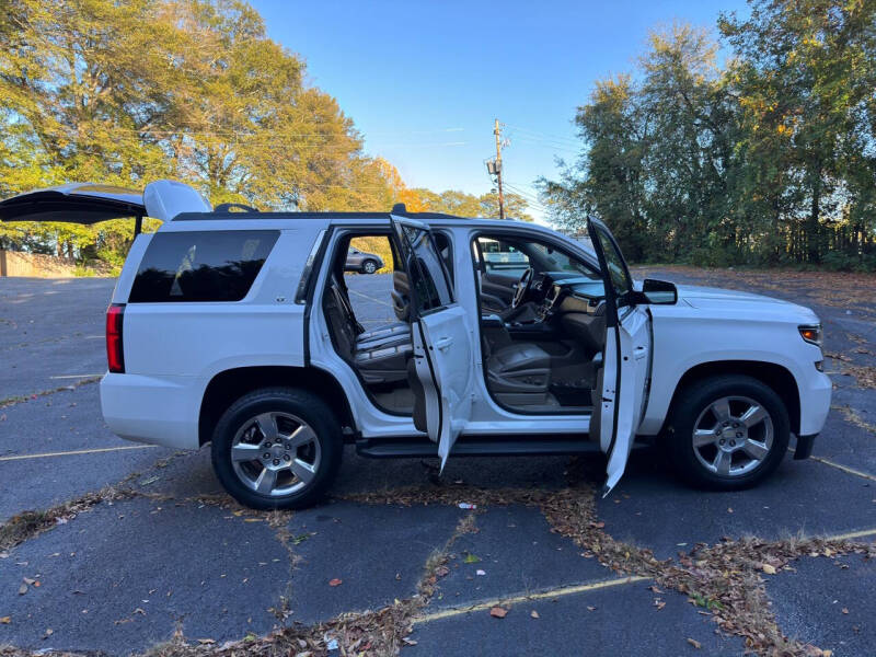 2015 Chevrolet Tahoe LT photo 22