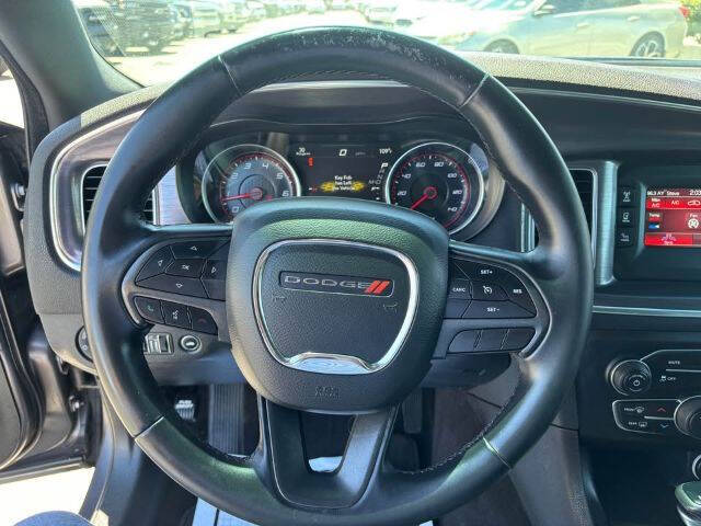 2017 Dodge Charger SE