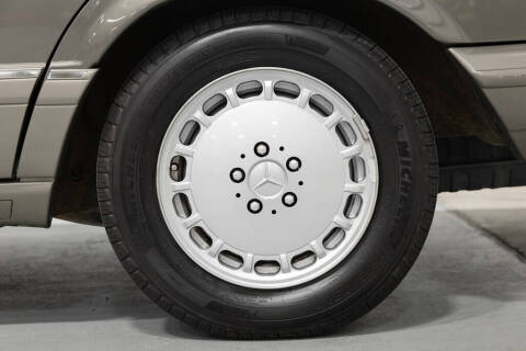 1988 Mercedes-Benz 560-Class 560 SEL