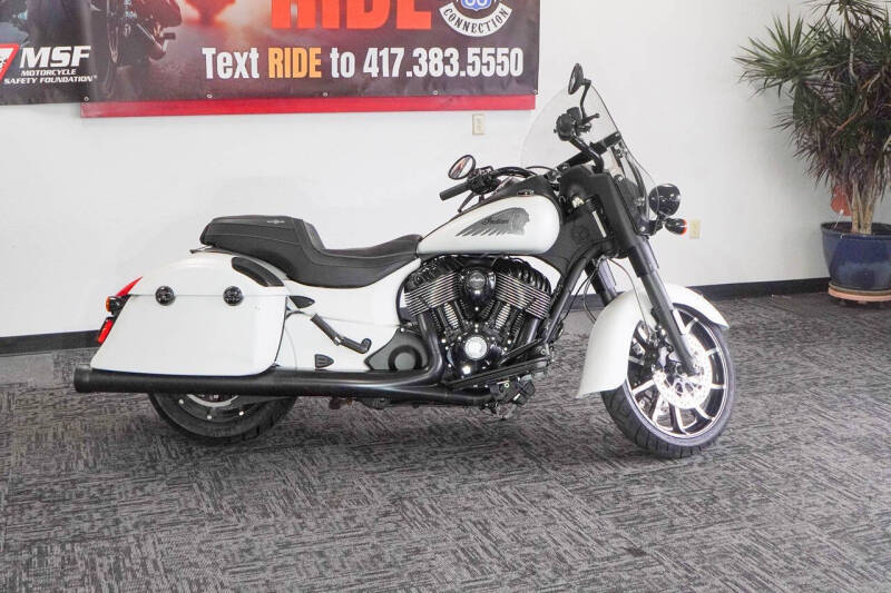 2019 Indian Springfield Dark Horse