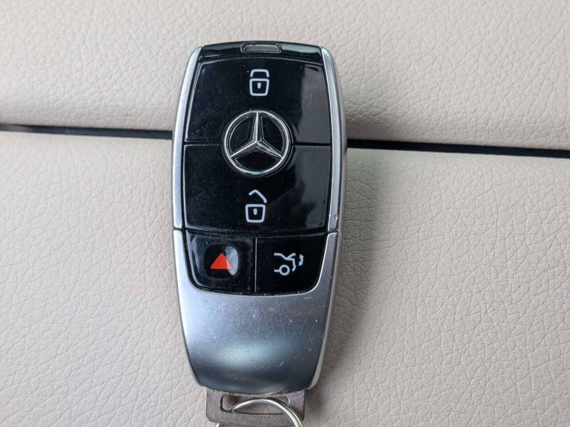 2018 Mercedes-Benz E-Class E 300