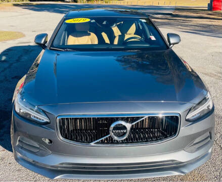 2019 Volvo S90 T5 Momentum