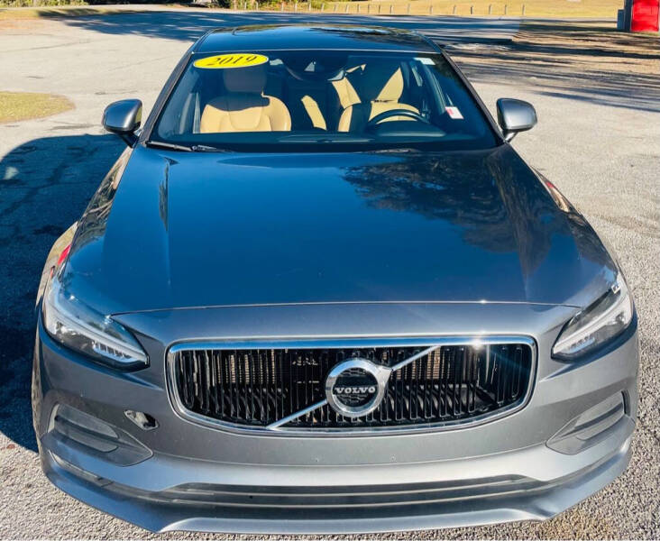 2019 Volvo S90 T5 Momentum
