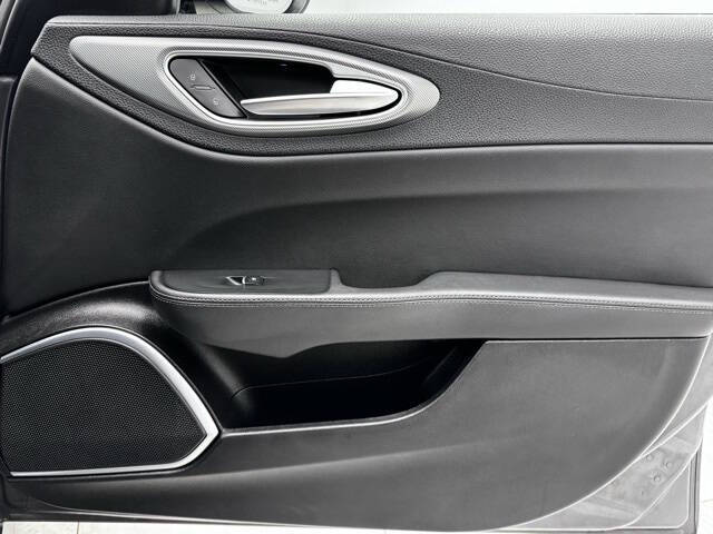 2023 Alfa Romeo Giulia Veloce