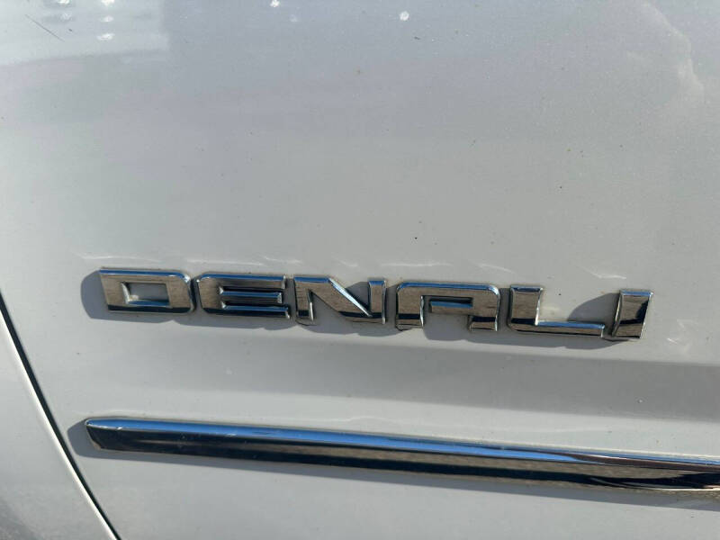 2016 GMC Yukon Denali