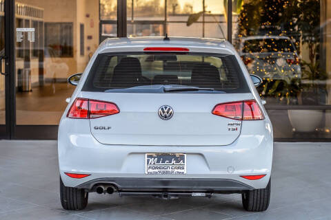 2016 Volkswagen Golf TSI S