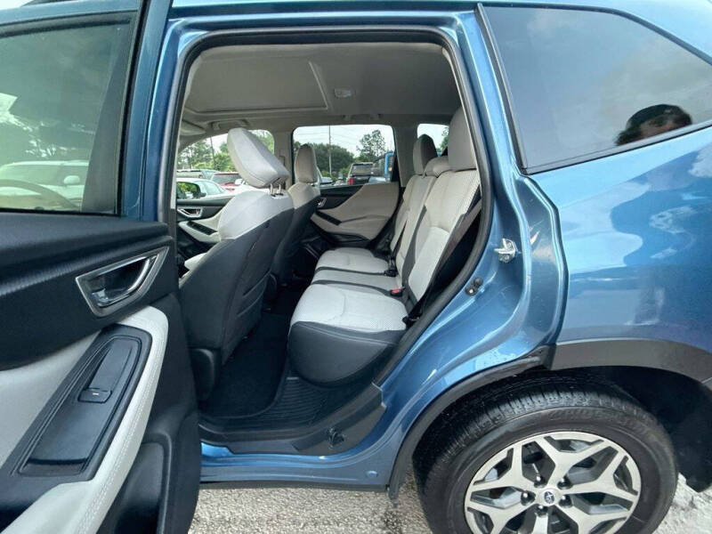 2024 Subaru Forester Premium