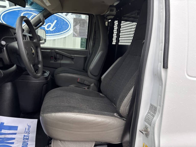 2021 Chevrolet Express 2500