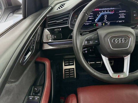 2023 Audi SQ8 4.0T quattro Premium Plus