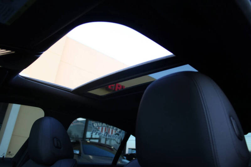 2021 BMW 3 Series 330i