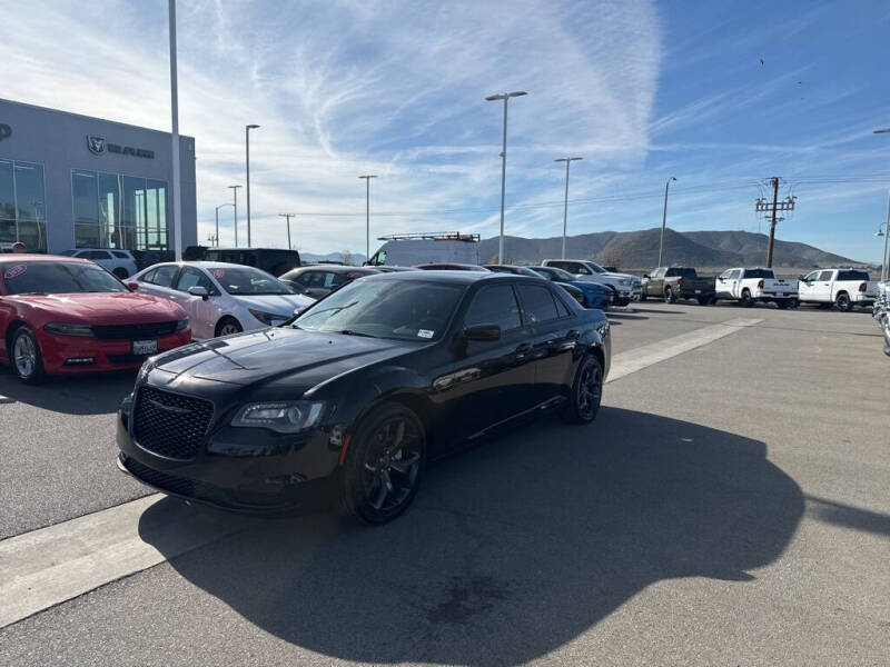 2022 Chrysler 300 Touring