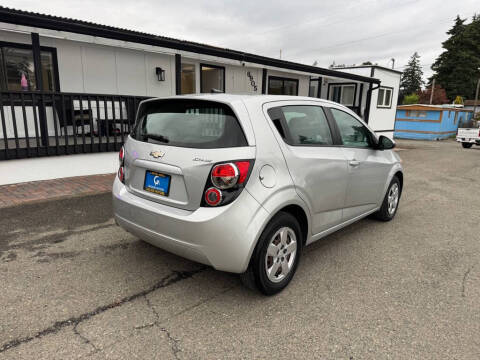 2013 Chevrolet Sonic LS Auto
