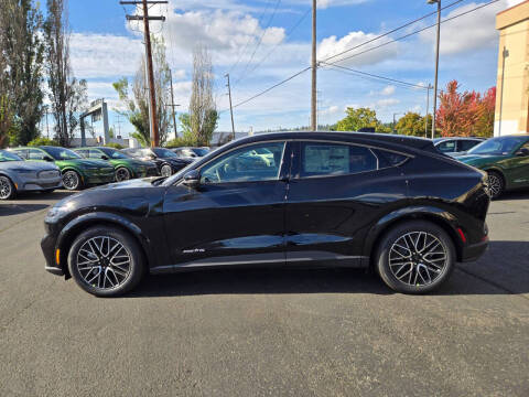 2025 Ford Mustang Mach-E Premium