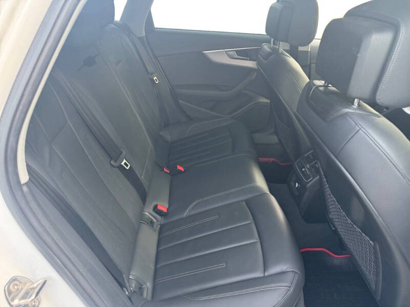 2017 Audi A4 2.0T quattro Premium