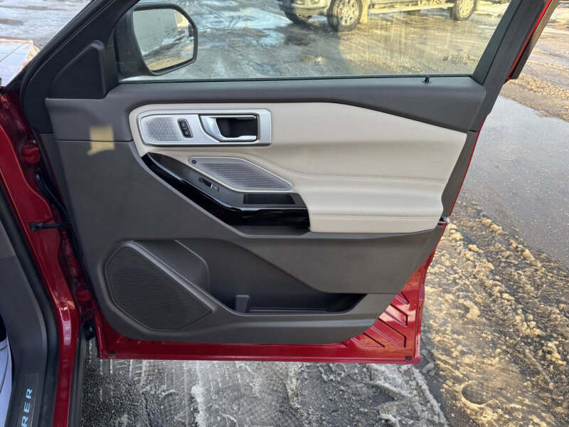 2023 Ford Explorer Platinum