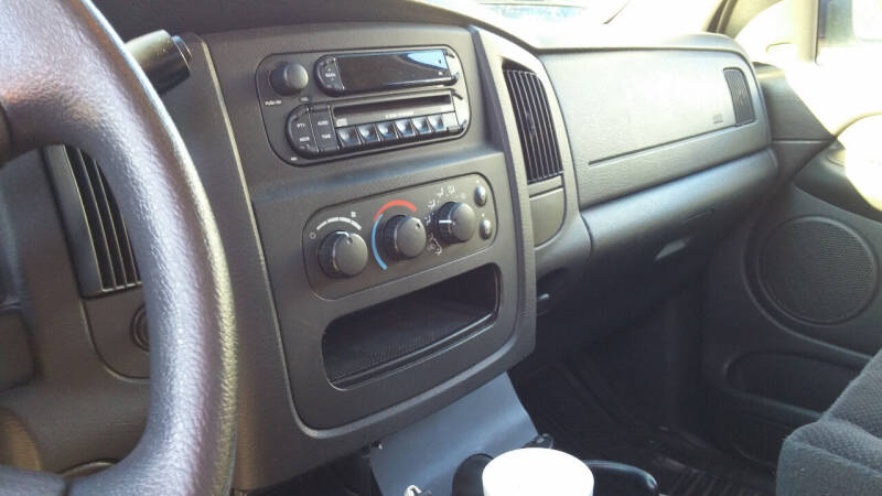 2004 Dodge Ram Pickup 2500