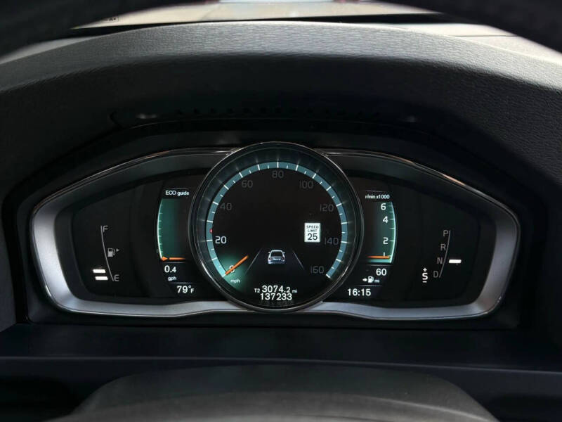 2015 Volvo S60 T5 Platinum