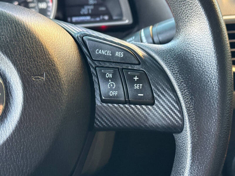 2015 Mazda MAZDA3 i Sport