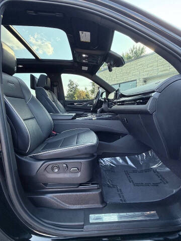 2023 Cadillac Escalade Sport