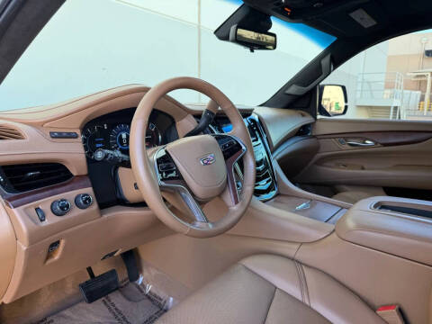 2017 Cadillac Escalade Platinum