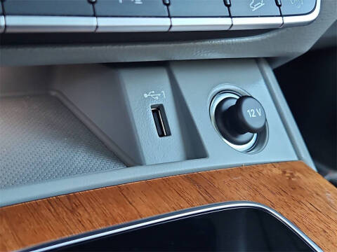 2022 Audi Q5 quattro S line Prem Plus 45 TFSI