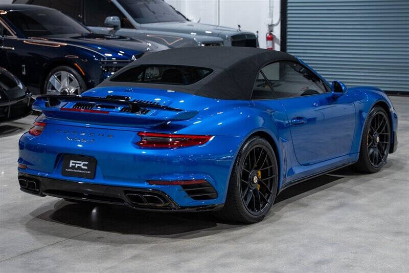 2017 Porsche 911 Turbo S