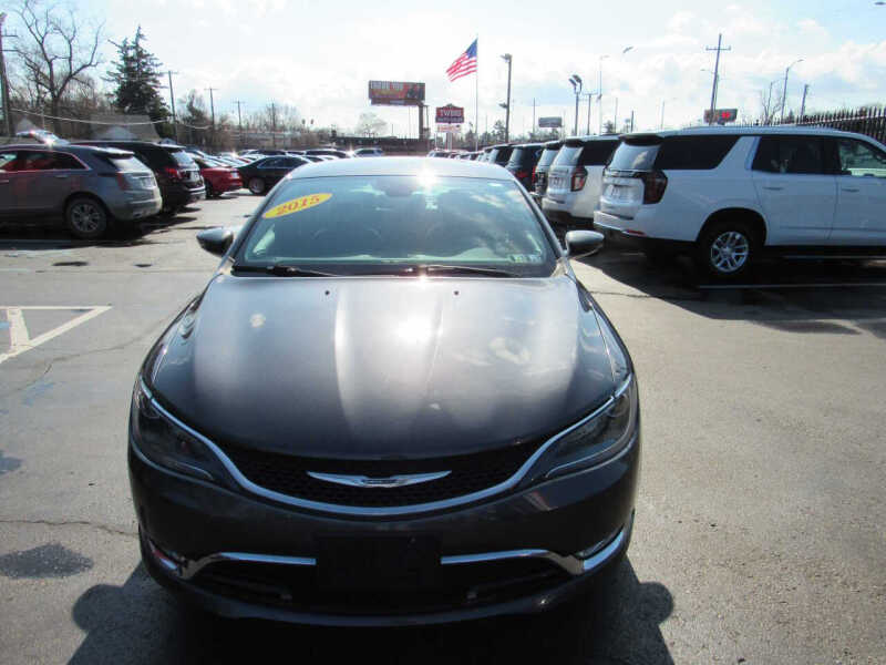 2015 Chrysler 200 C