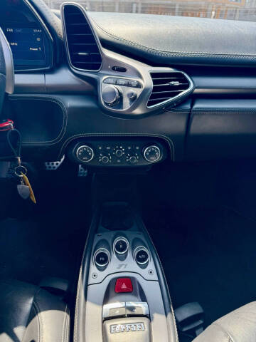 2011 Ferrari 458 Italia