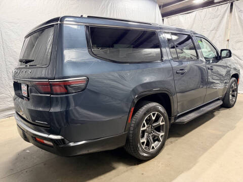 2023 Jeep Wagoneer L Series III