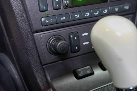2003 Ford Thunderbird Deluxe