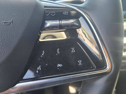 2023 Cadillac LYRIQ Luxury