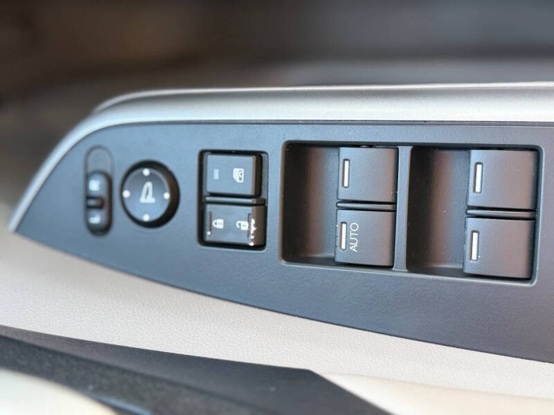 2012 Honda CR-V EX-L w/DVD