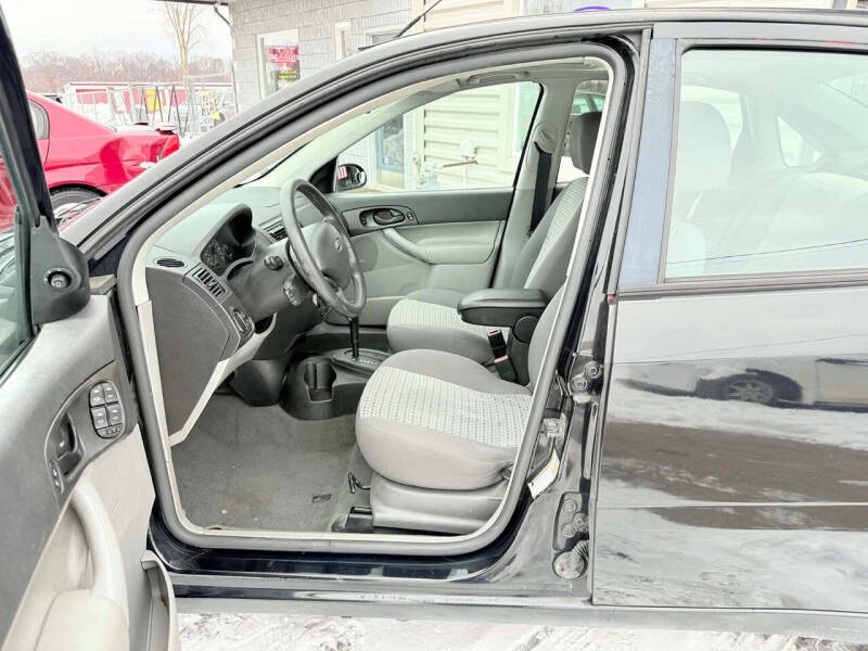 2006 Ford Focus ZX4 S