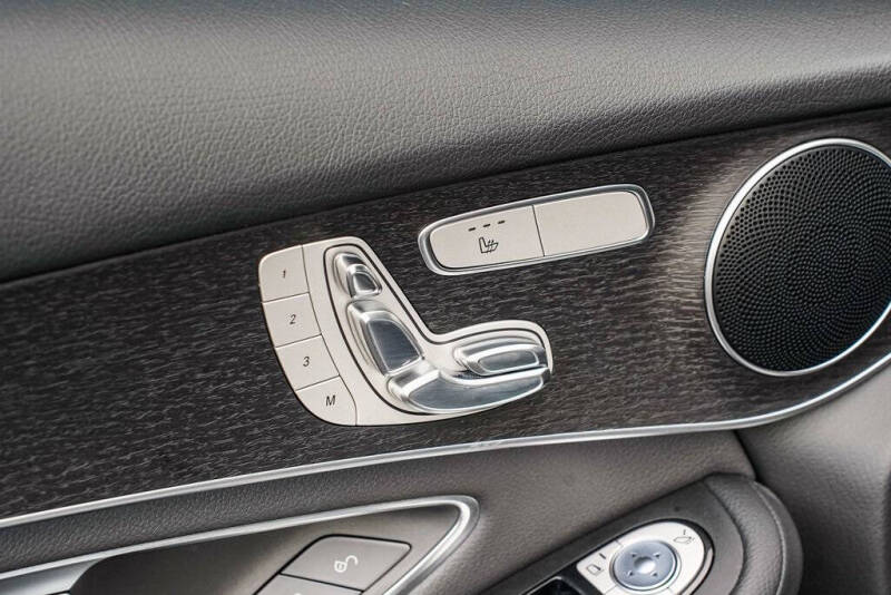 2021 Mercedes-Benz GLC GLC 300 4MATIC