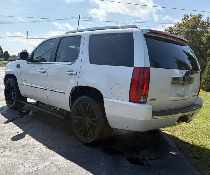 2010 Cadillac Escalade Premium