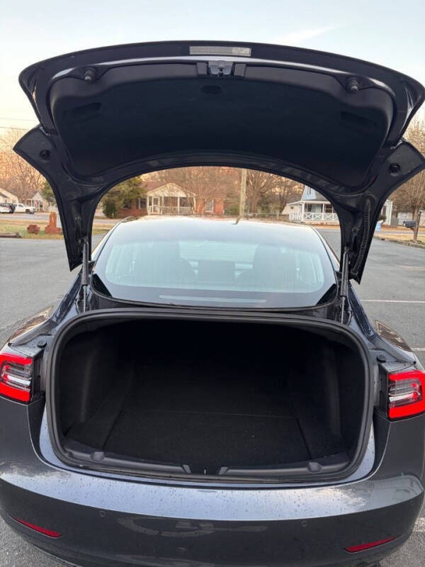 2020 Tesla Model 3 Performance