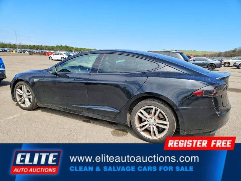 2013 Tesla Model S Performance