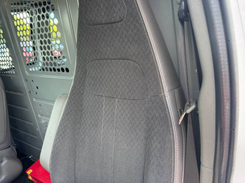 2018 GMC Savana 2500