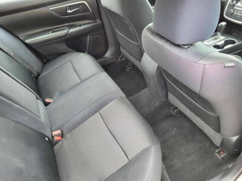 2017 Nissan Altima 3.5 SR