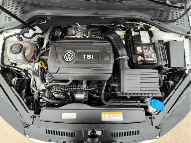 2021 Volkswagen Golf GTI S