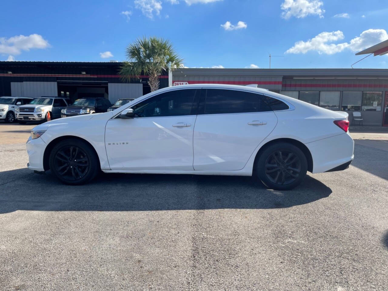 2017 Chevrolet Malibu for sale at SMART CHOICE AUTO in Pasadena, TX