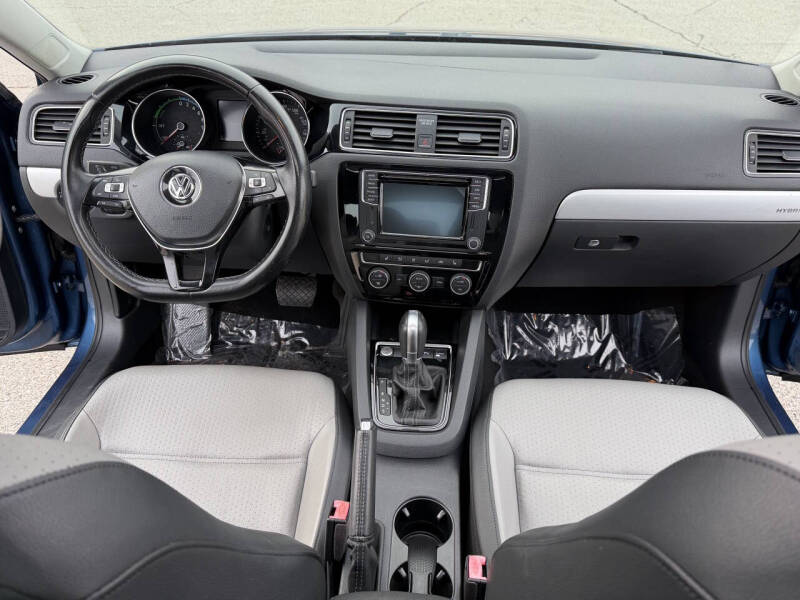 2016 Volkswagen Jetta Hybrid SEL Premium