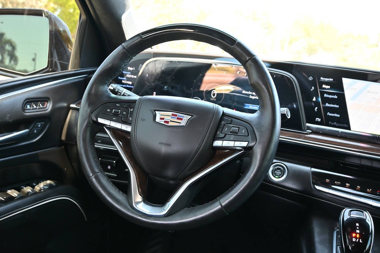 2022 Cadillac Escalade 22